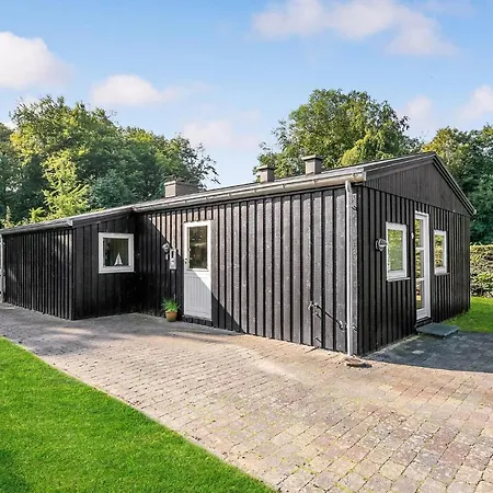 3 Bedroom Gorgeous In Holiday home Haderslev