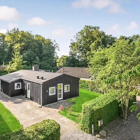 3 Bedroom Gorgeous In 펜션 *