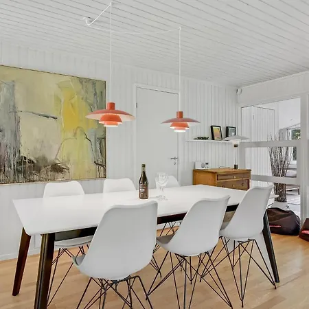 3 Bedroom Gorgeous In 펜션 *