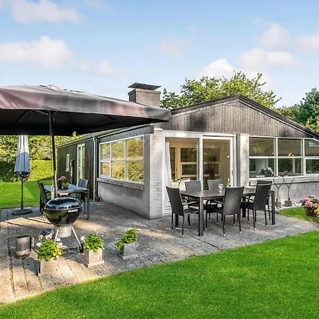3 Bedroom Gorgeous In 펜션 *